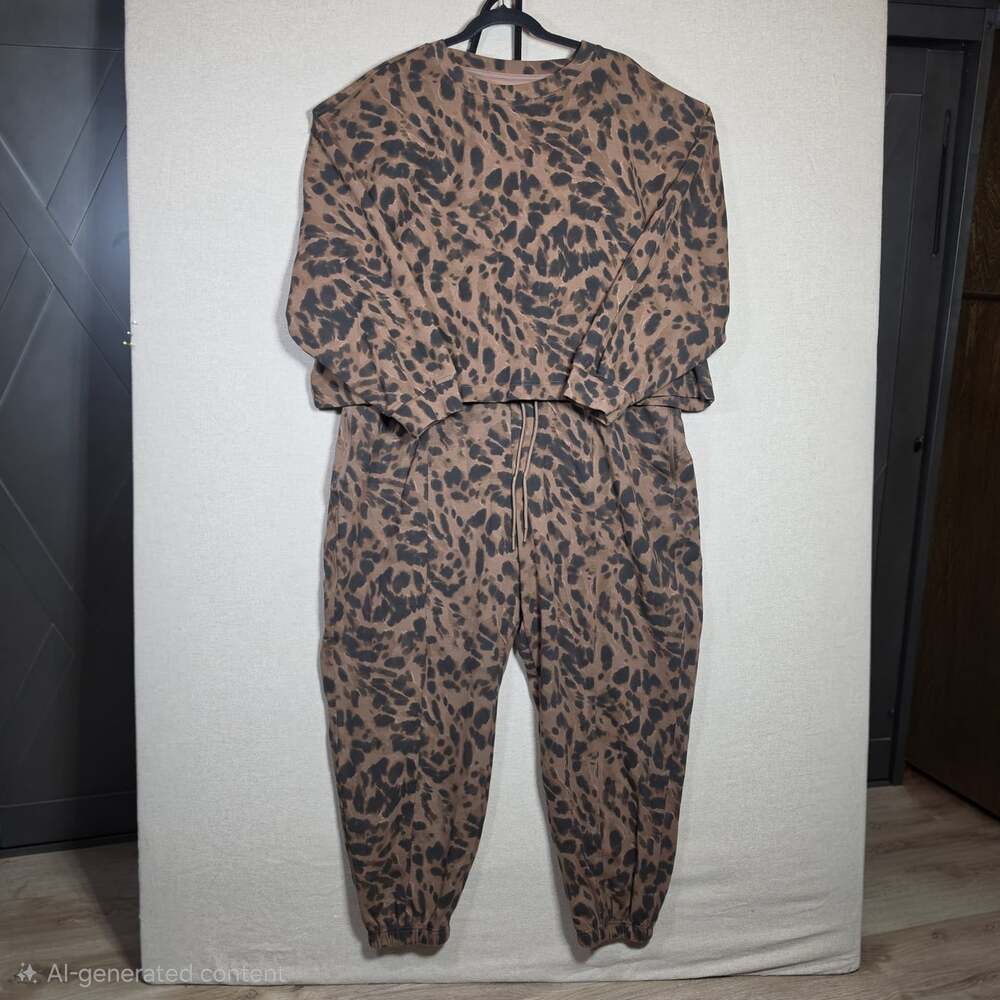 Old Navy Womens 2xl Leopard Print Cropped Sweatshirt And 3xl Joggers Set Brown